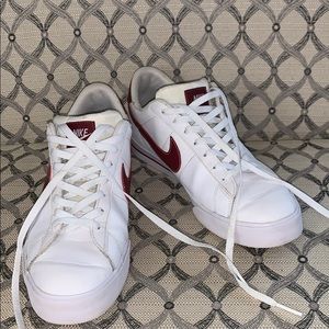 Maroon Nike Tennis Court Classics